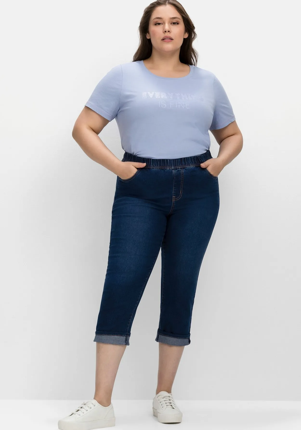 Schmale Caprijeans mit Saumumschlag<sheego Outlet