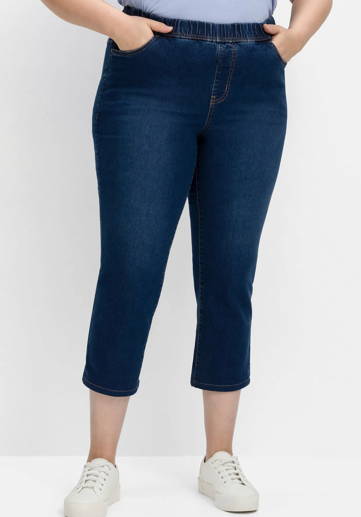 Schmale Caprijeans mit Saumumschlag<sheego Outlet