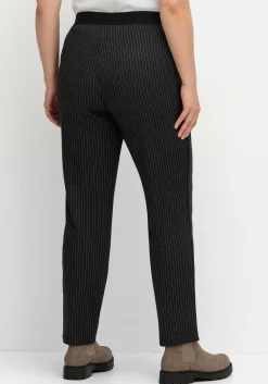 Schmale Hose mit grafischem Muster und Stretchbund<sheego Clearance
