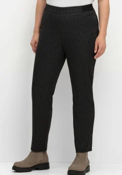 Schmale Hose mit grafischem Muster und Stretchbund<sheego Clearance