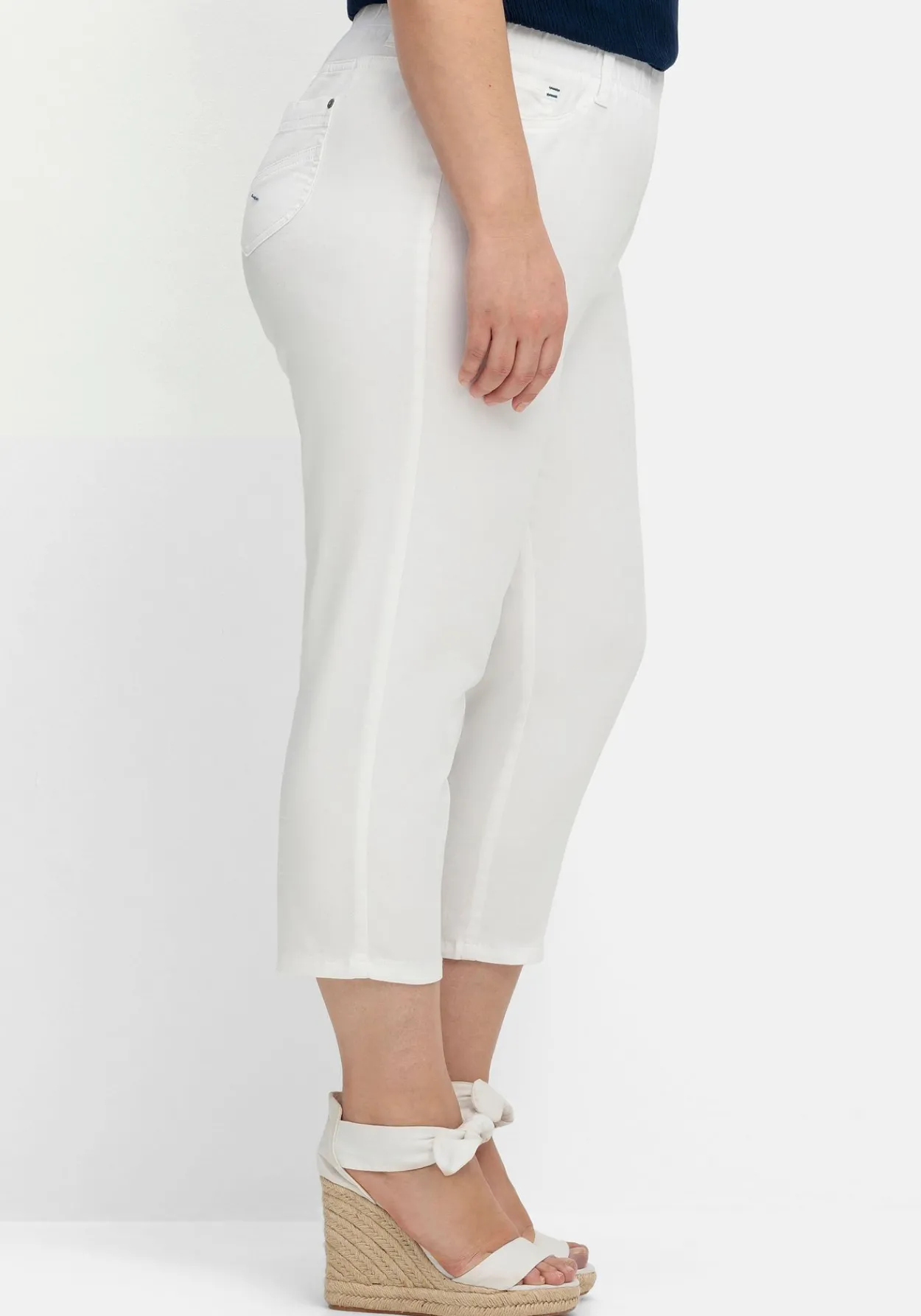 Schmale 7/8-Hose mit Gummibund, aus Twill<sheego Online