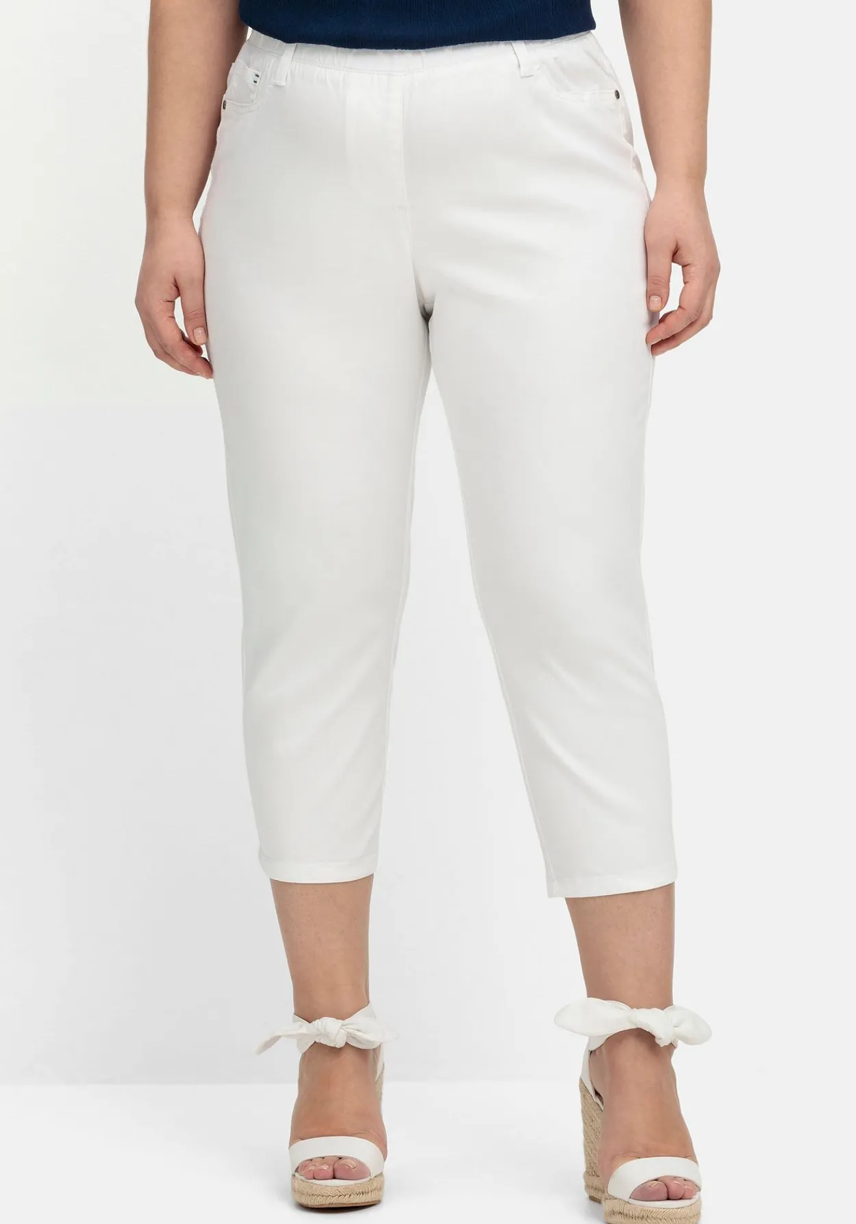 Schmale 7/8-Hose mit Gummibund, aus Twill<sheego Online