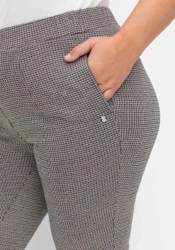 Schmale Hose mit Karomuster und Stretchbund<sheego New