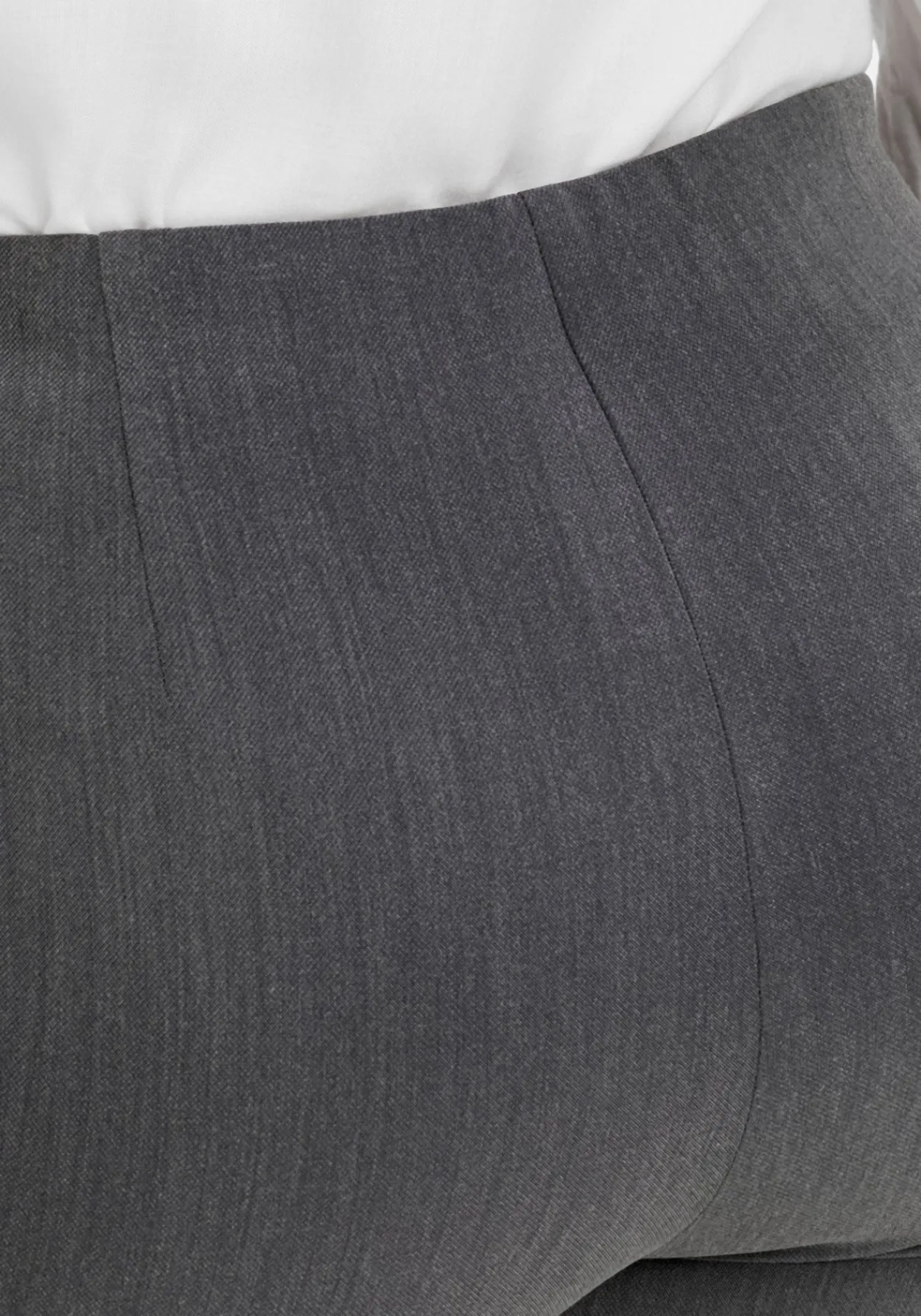 Schmale Hose mit Schlupfbund, in melierter Optik<sheego Hot