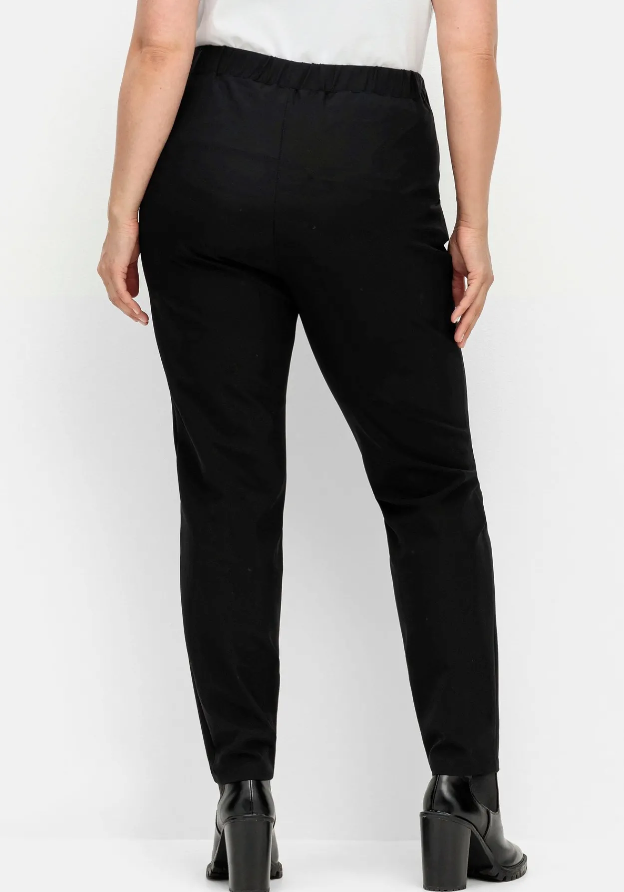 Schmale Hose mit Stretchbund, aus Scuba-Qualität<sheego Sale