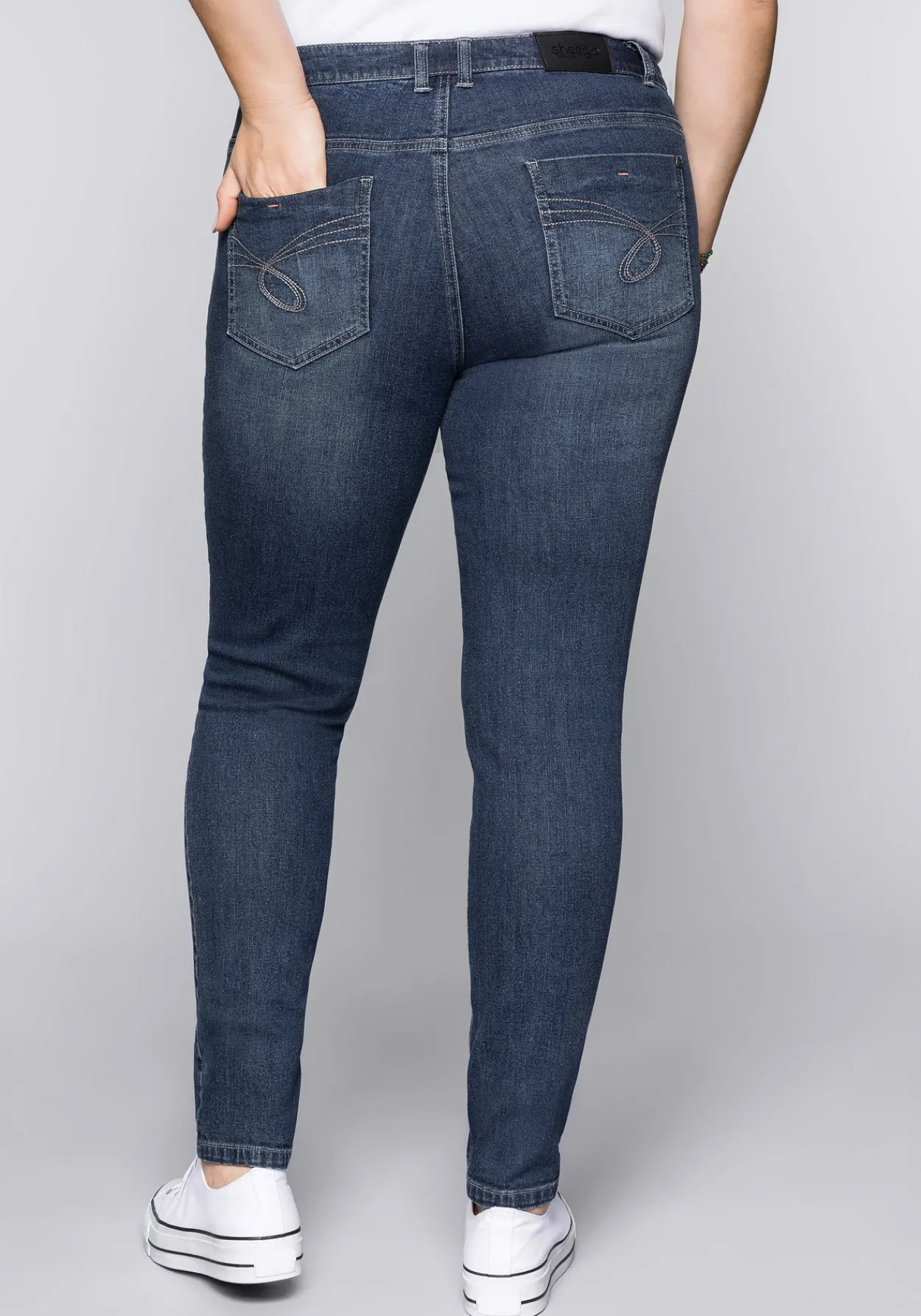 Schmale Jeans im Curvy-Schnitt SUSANNE<sheego Discount