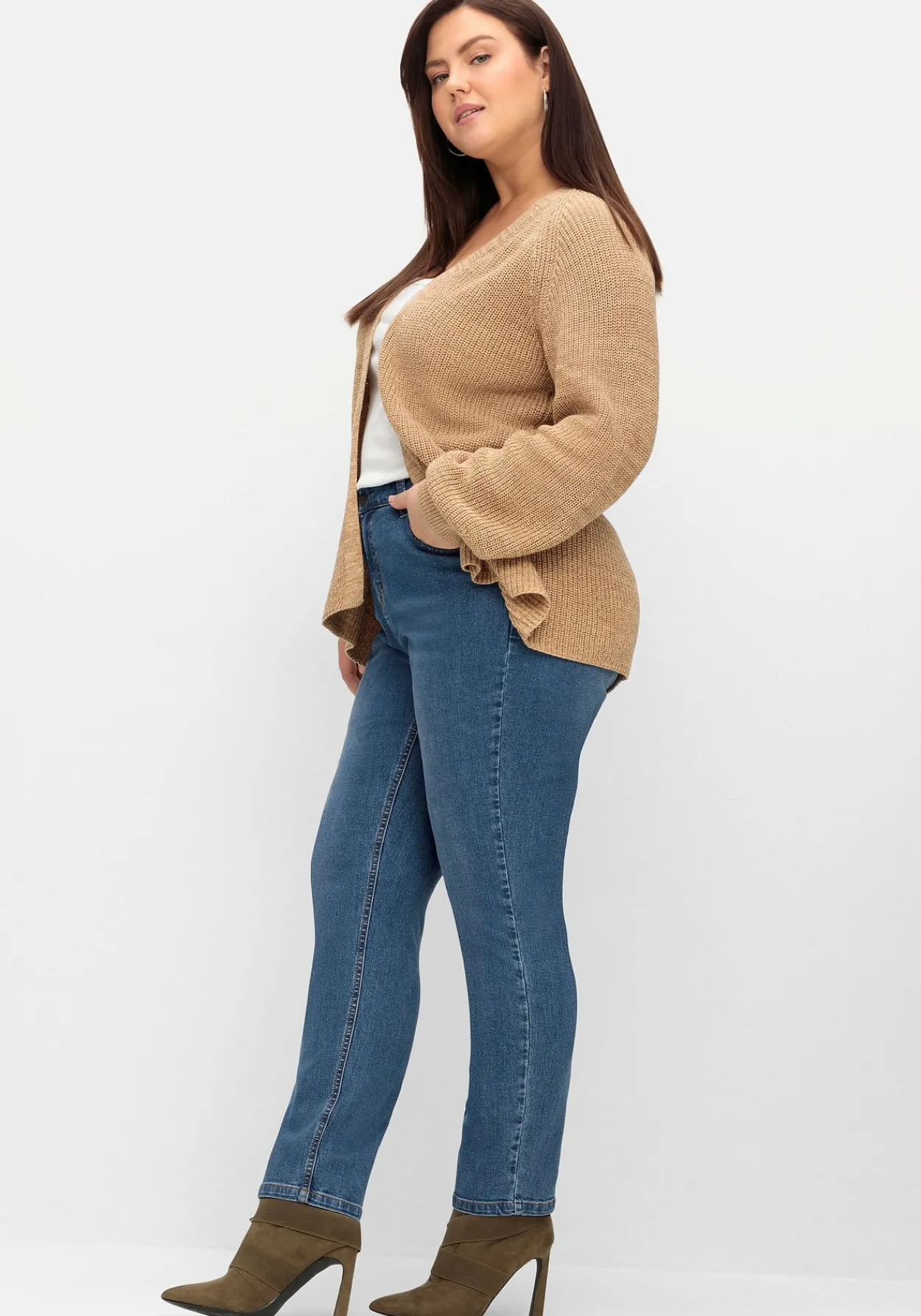 Schmale Jeans in Curvy-Schnitt PIA, in 5-Pocket-Form<sheego Outlet