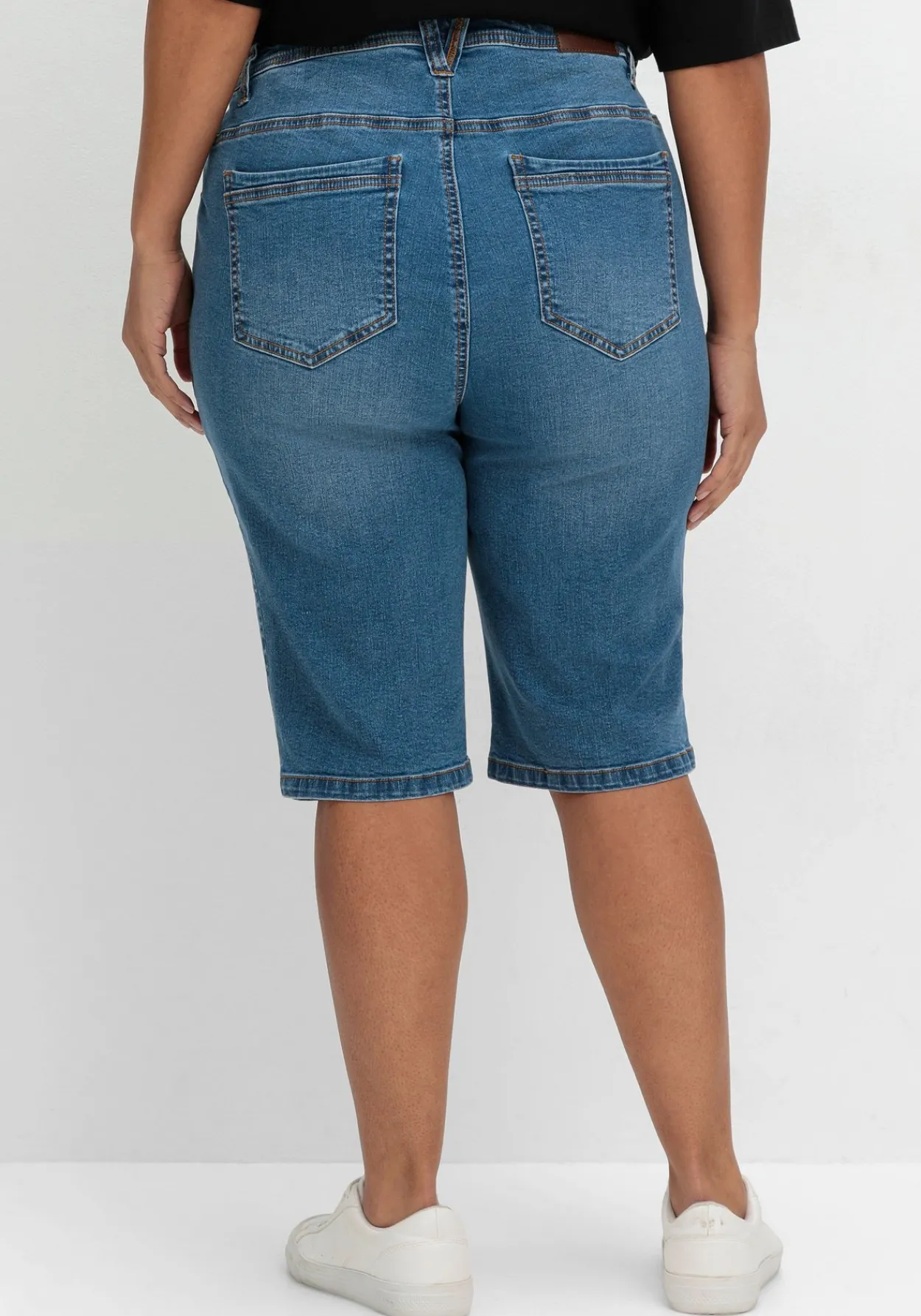 Schmale Jeans-Bermuda im Curvy-Schnitt VERENA<sheego Sale