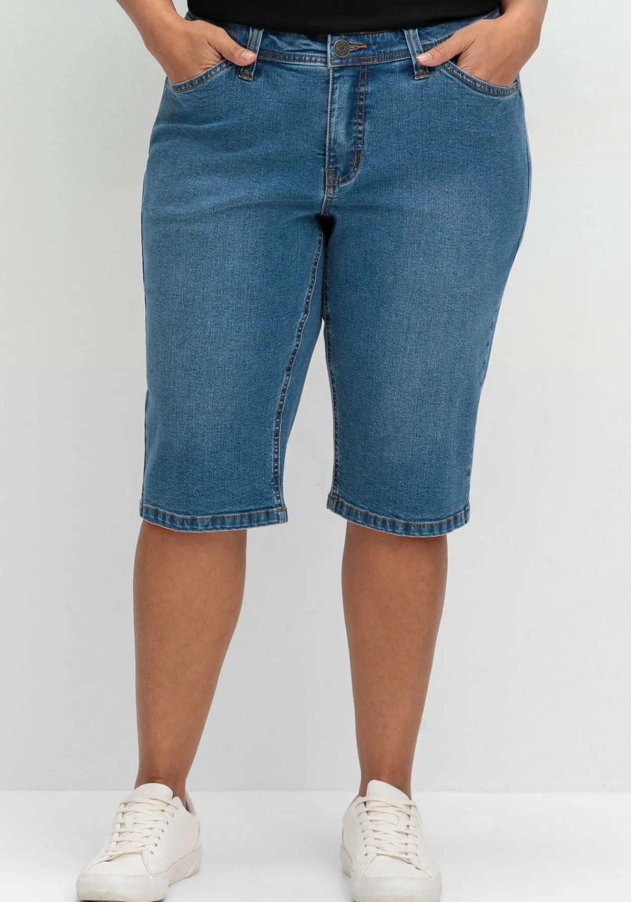 Schmale Jeans-Bermuda im Curvy-Schnitt VERENA<sheego Sale