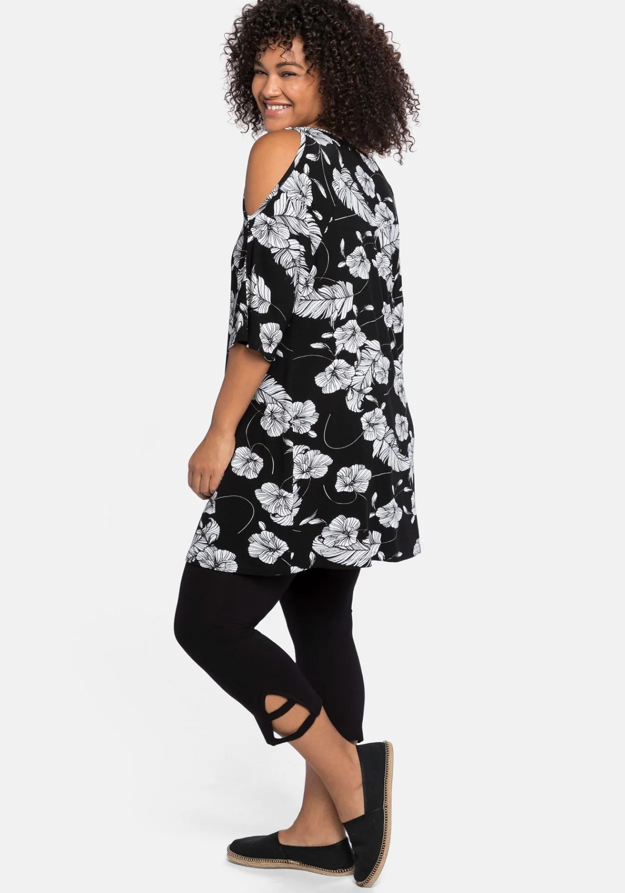 Set aus Longshirt und Caprileggings<sheego Fashion