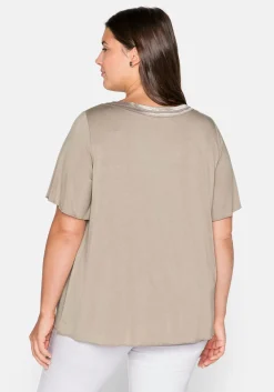 Shirt in A-Linie mit dekorativer Blende, aus Viskose-Jersey<sheego Sale