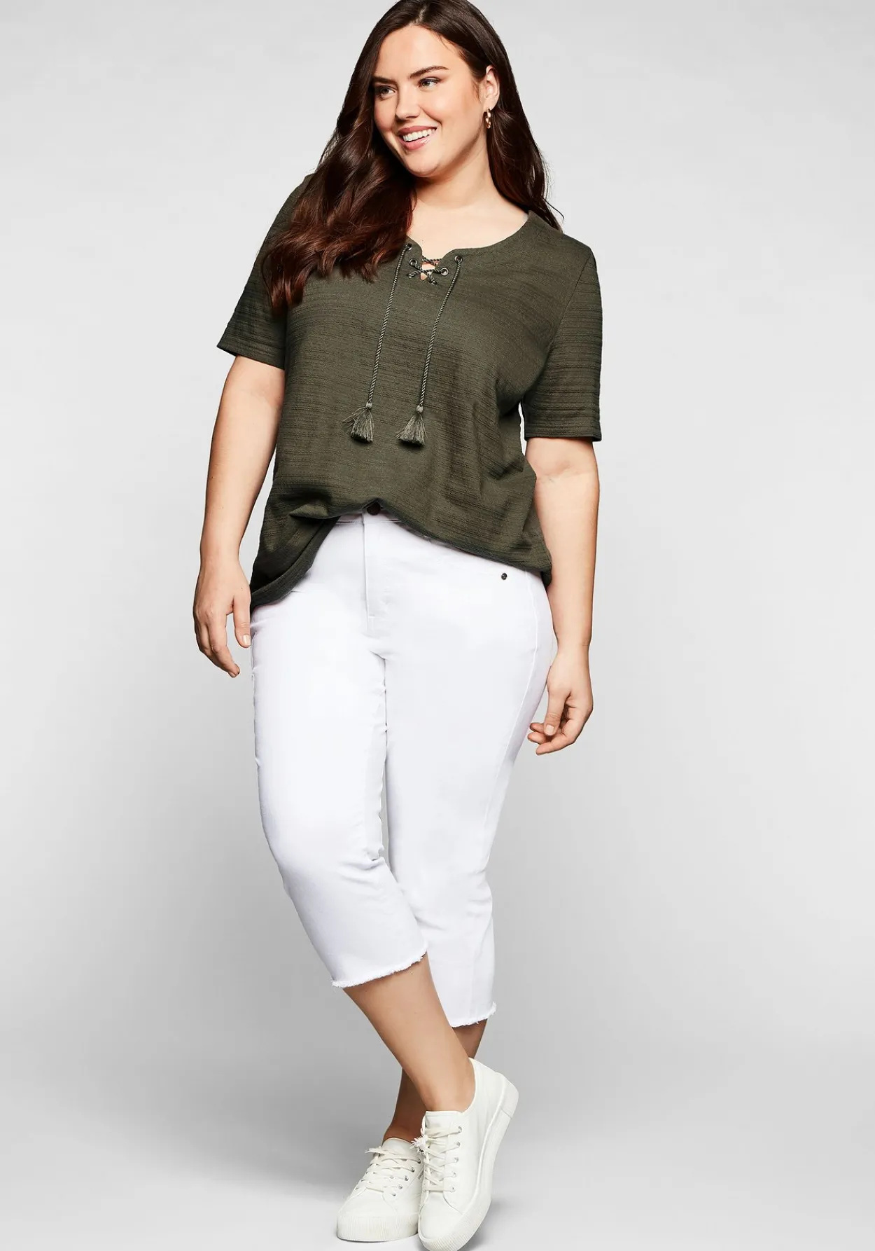 Shirt in Jacquard-Optik, Bindeband am Ausschnitt<sheego Clearance