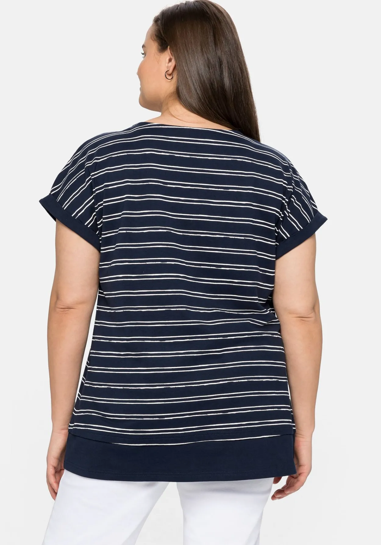 Shirt in Layeroptik, mit dezenten Streifen<sheego Outlet