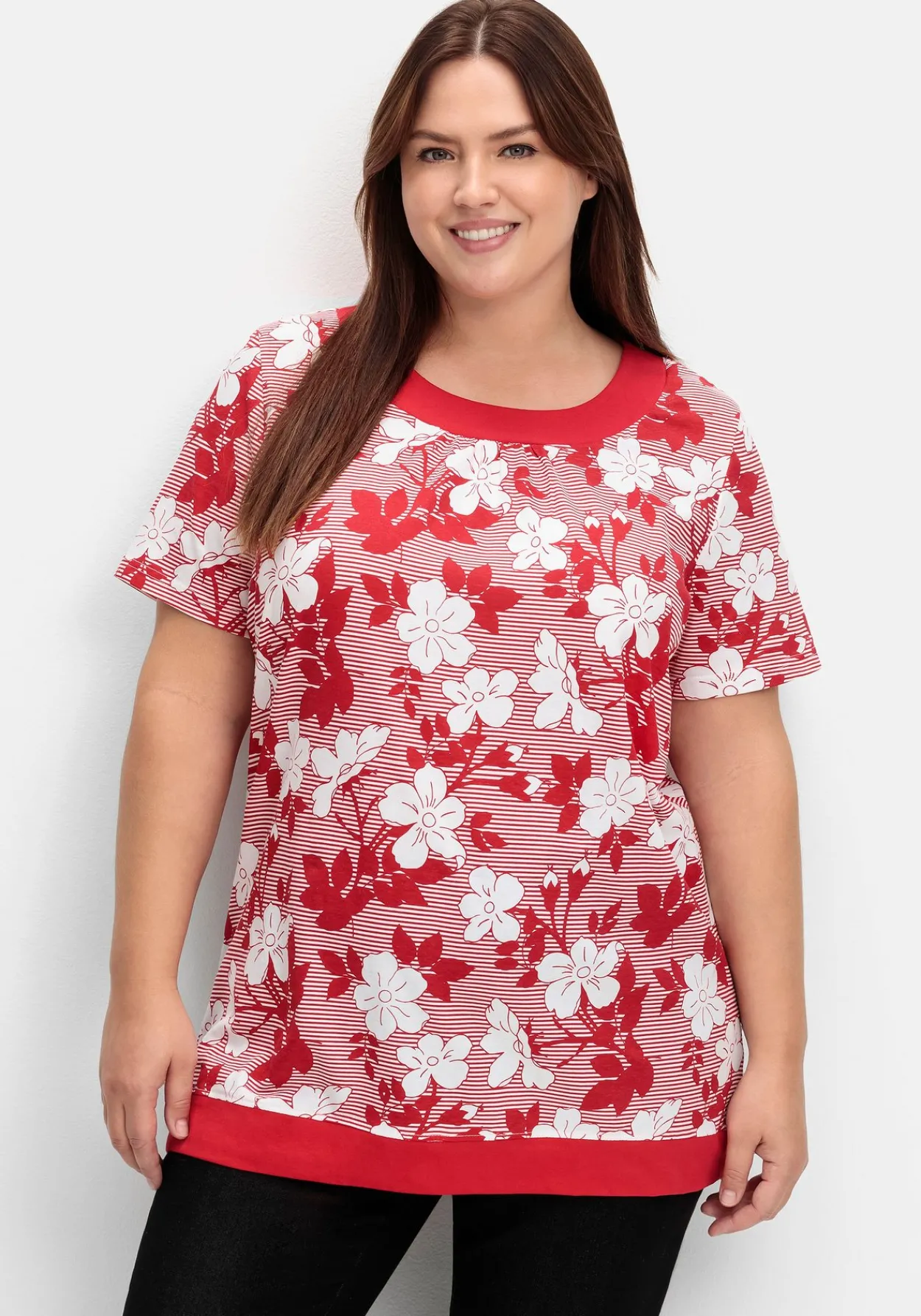 Shirt in leichter A-Linie, mit Blumendruck und Streifen<sheego Online