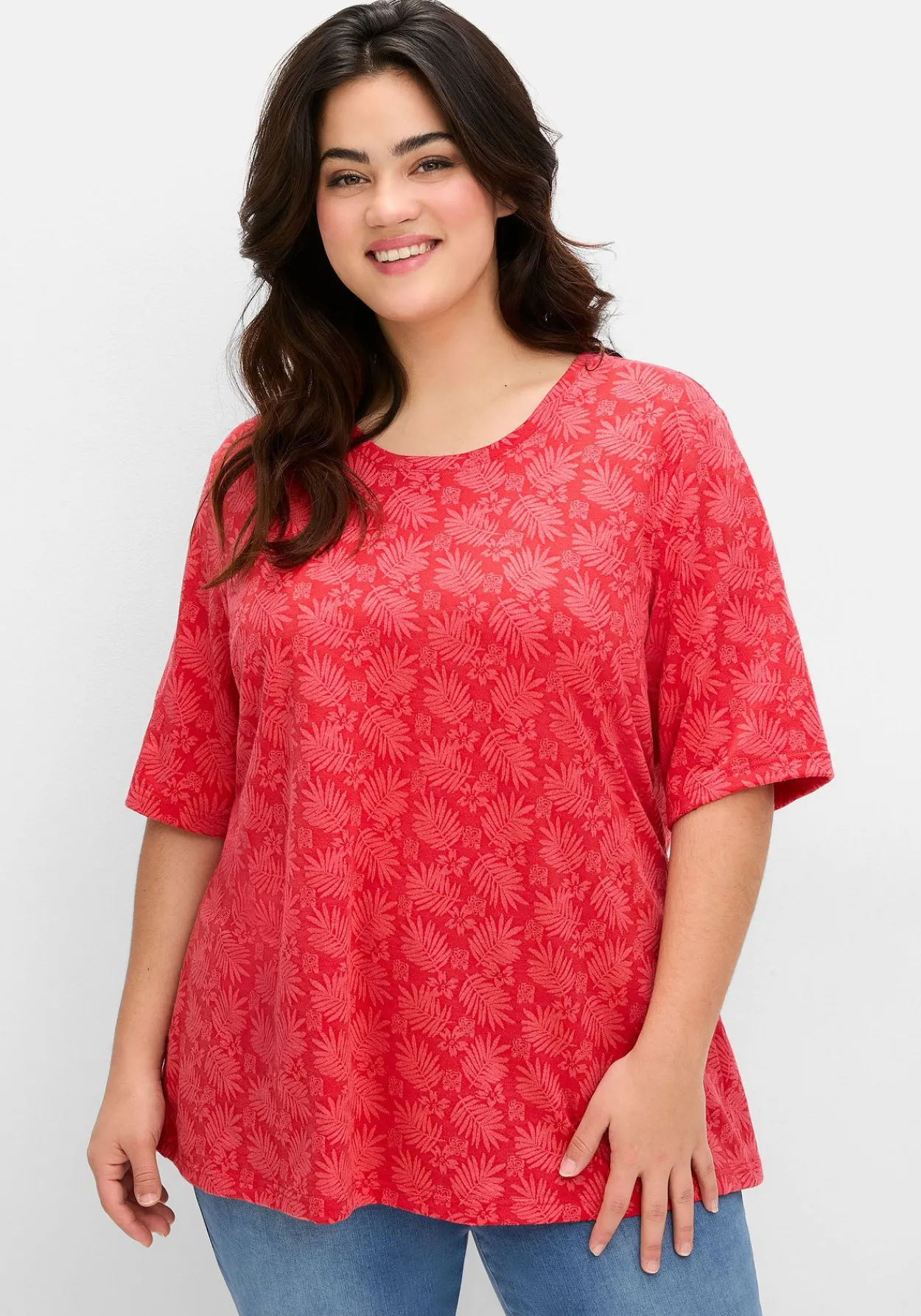 Shirt mit Alloverprint, leicht tailliert<sheego Sale
