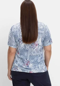 Shirt mit Alloverprint und V-Ausschnitt<sheego Hot