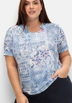 Shirt mit Alloverprint und V-Ausschnitt<sheego Hot