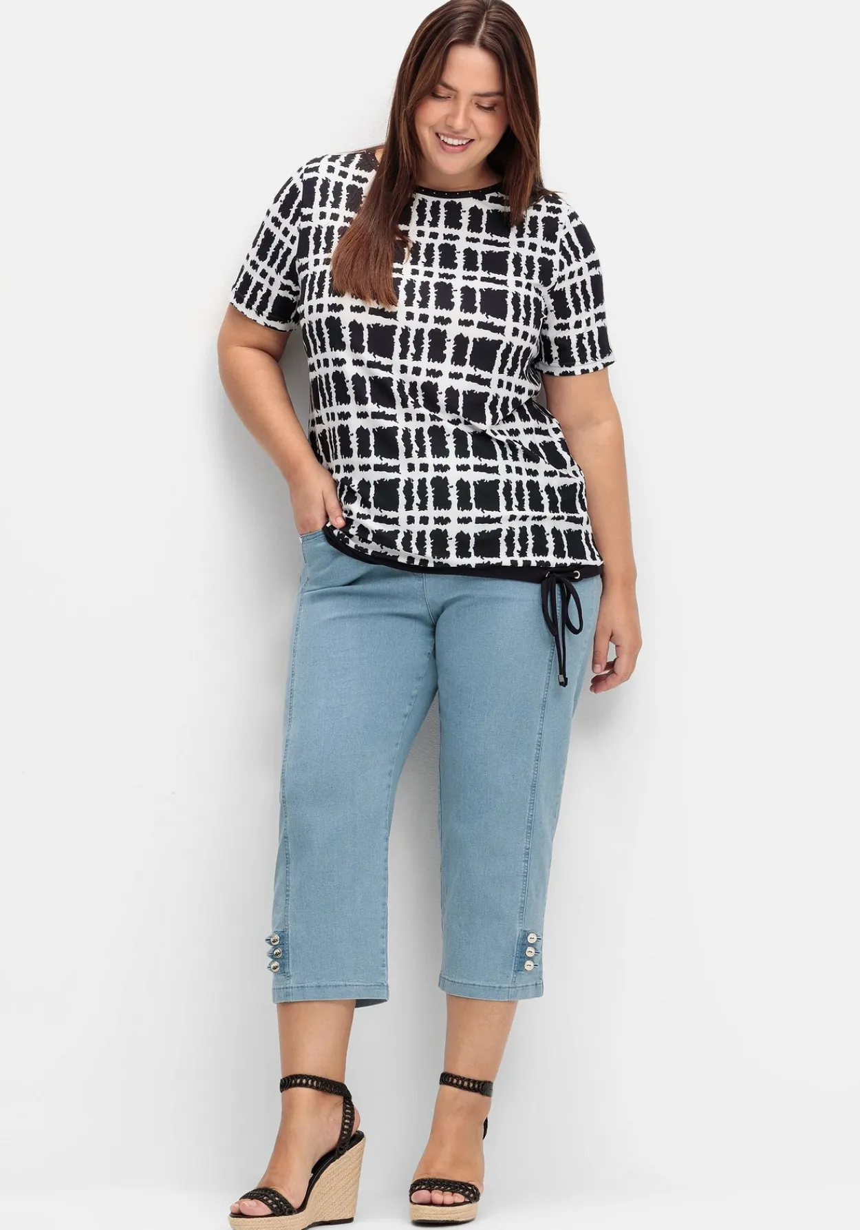 Shirt mit Grafik-Muster und U-Boot-Ausschnitt<sheego New