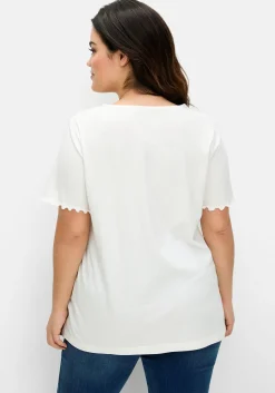 Shirt mit Lochstickerei-Einsatz vorn<sheego New