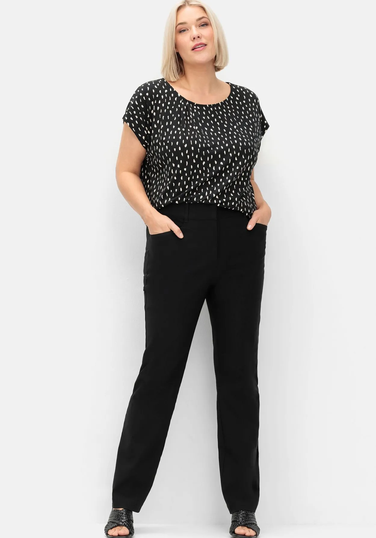 Shirt mit Minimal-Alloverdruck<sheego Clearance