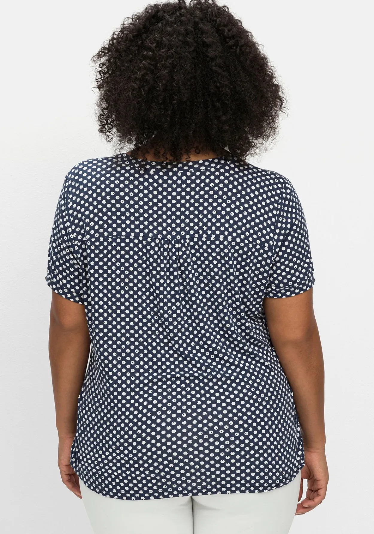 Shirt mit Pünktchen und Bindeband am Ausschnitt<sheego by Joe Browns Fashion