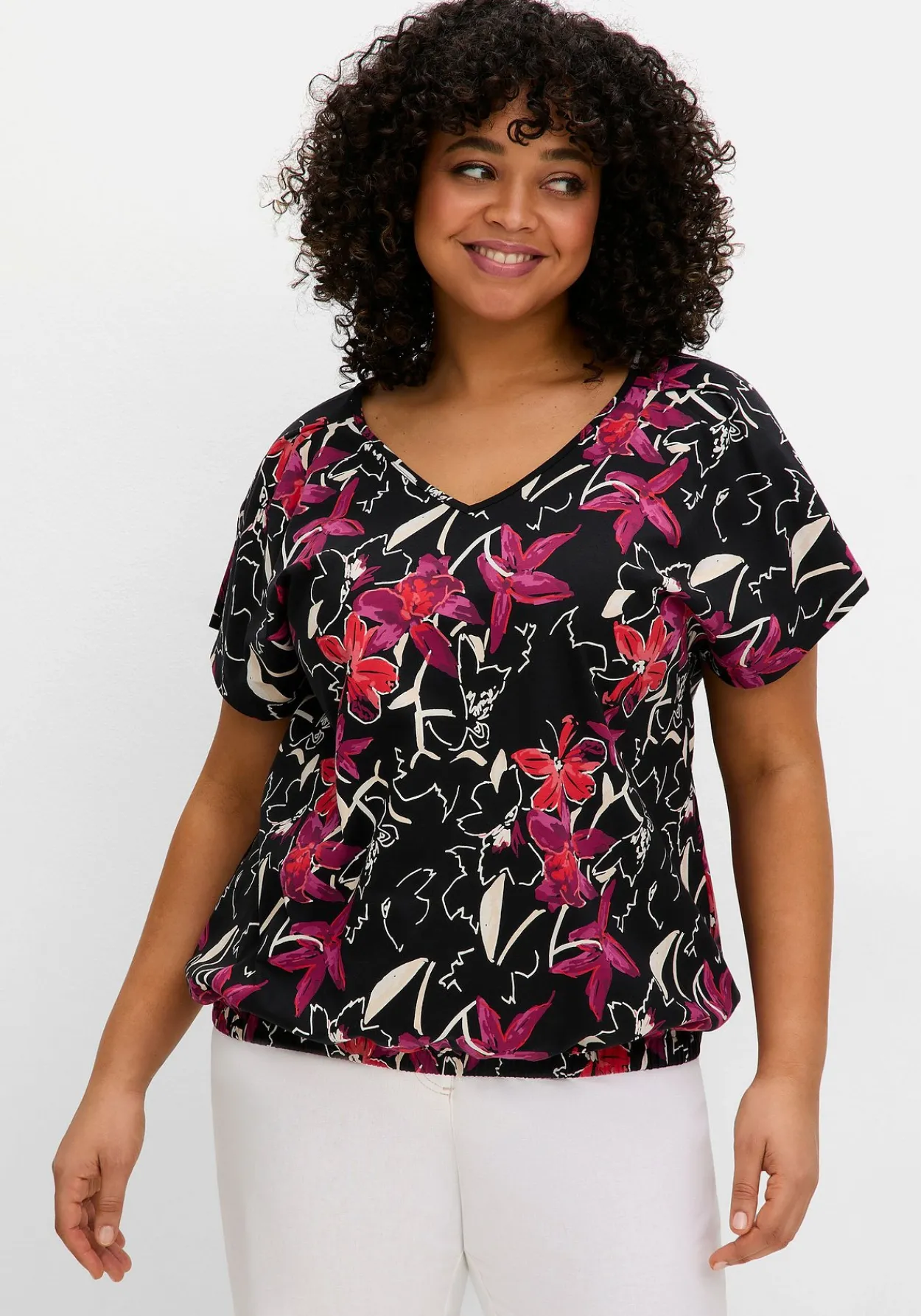 Shirt mit Ärmel-Schlitz und Alloverdruck<sheego Sale