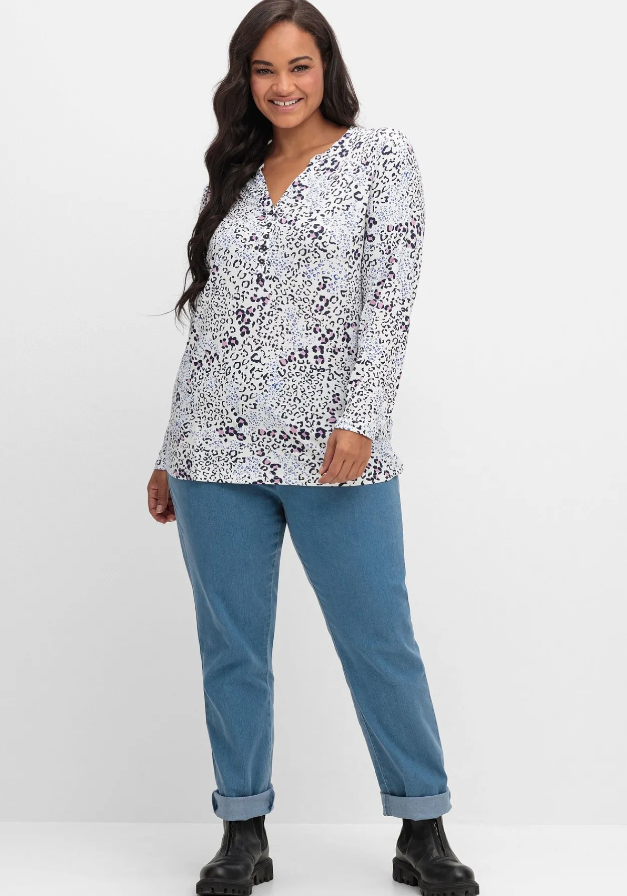 Shirtbluse aus Viskosejersey, mit Animalprint<sheego Hot