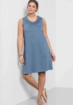Shirtkleid mit Smok-Einsatz, in A-Linie<sheego Clearance