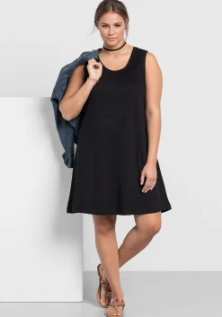 Shirtkleid mit Smok-Einsatz, in A-Linie<sheego New