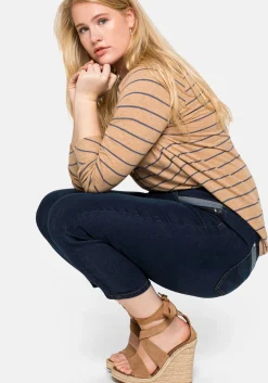 Skinny Jeans in 7/8-Länge, mit Stickerei vorn<sheego New