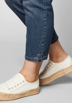Slim Fit Jeans in 7/8-Länge mit Destroyed-Effekten<sheego Hot