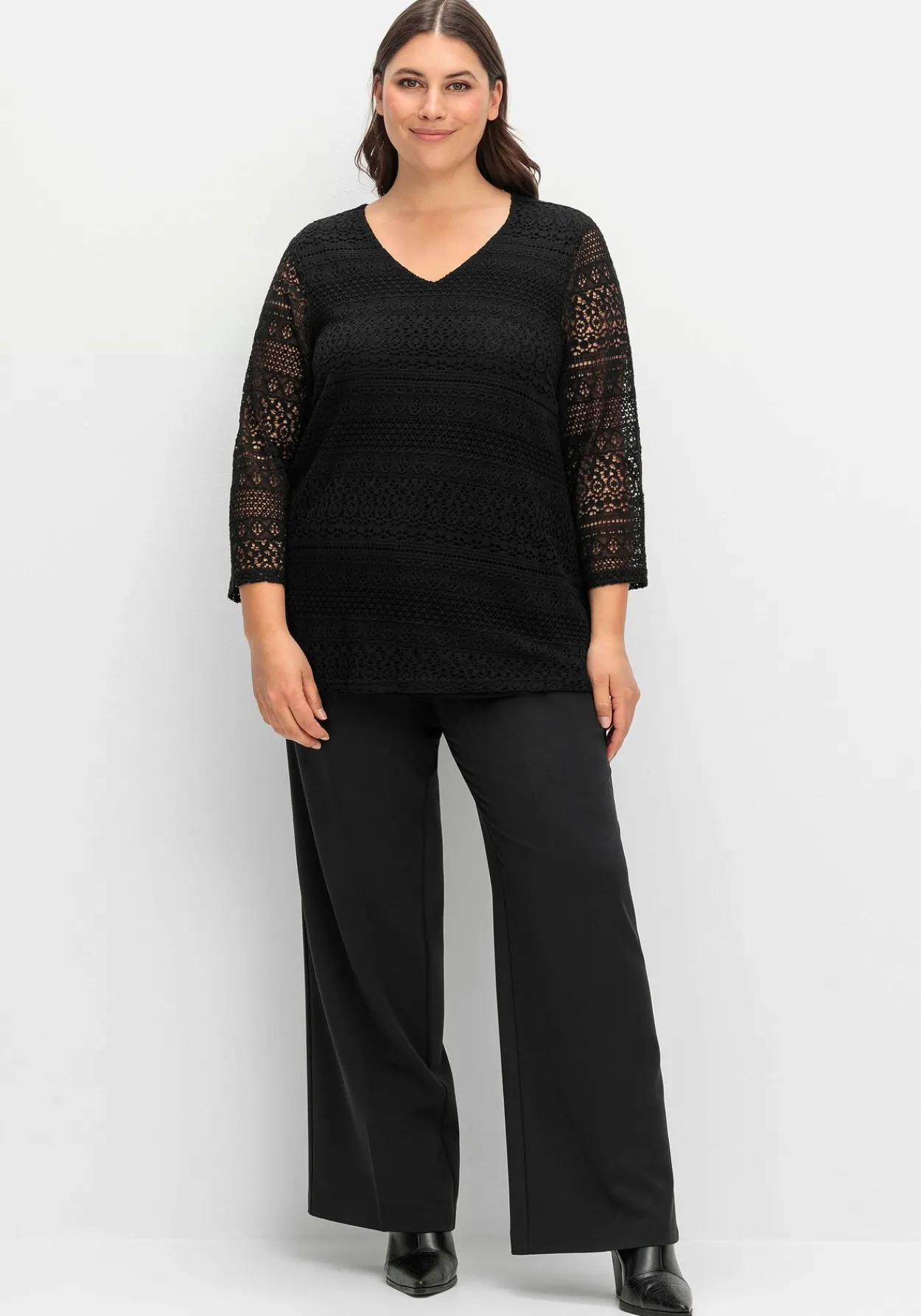 Spitzenshirt in A-Linie und 3/4-Arm<sheego Best