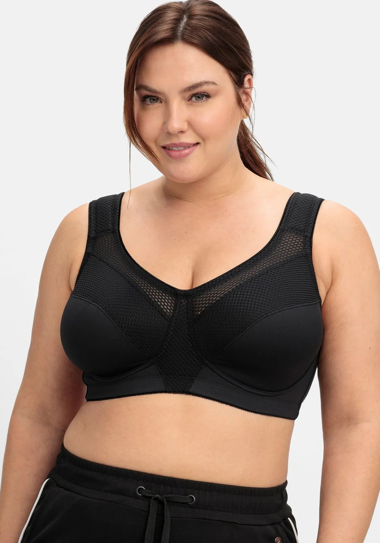 Sport-BH aus COOLMAX®, mit Netzeinsätzen<sheego Clearance