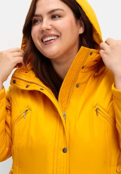 Steppjacke mit Tunnelzug in der Taille<sheego Hot