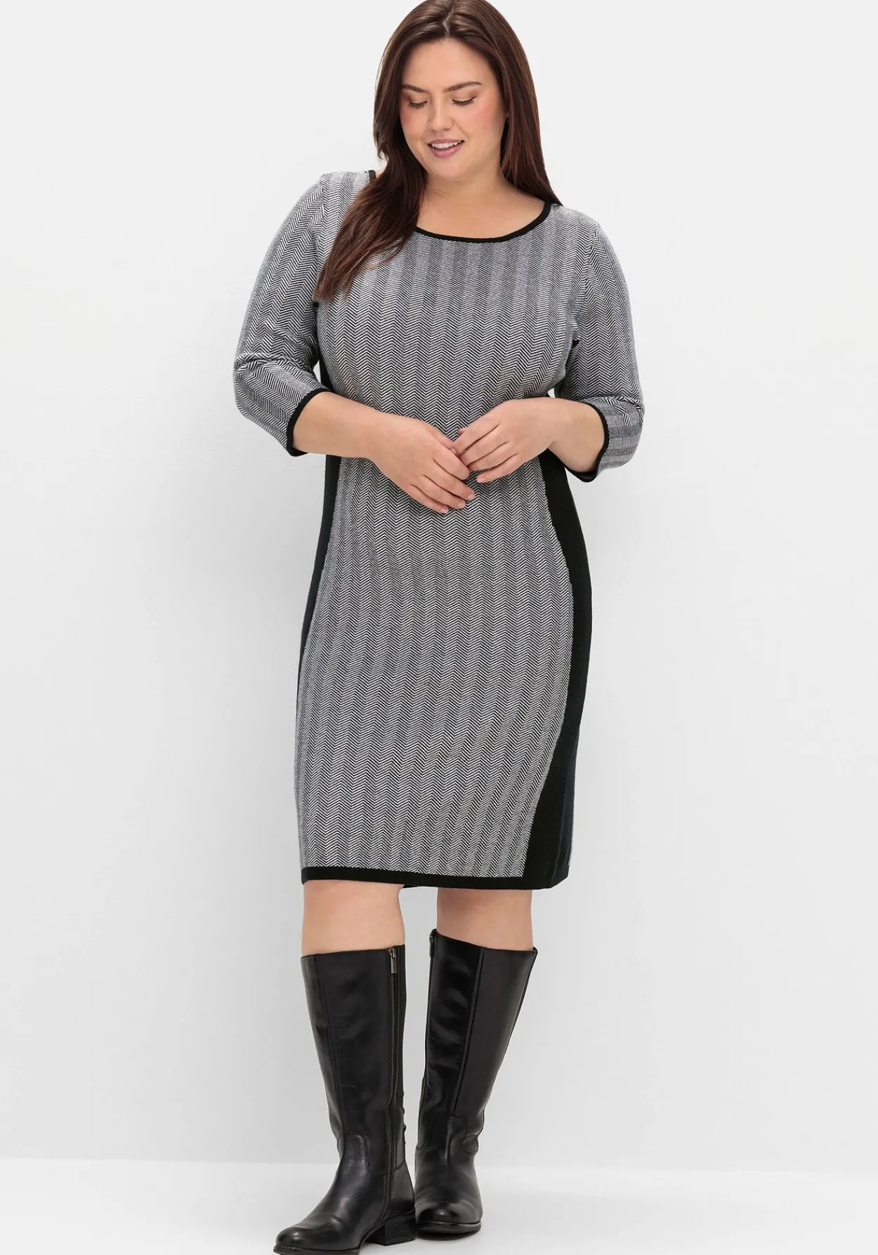 Strickkleid im Fischgrätmuster, mit Kontrastdetails<sheego Hot