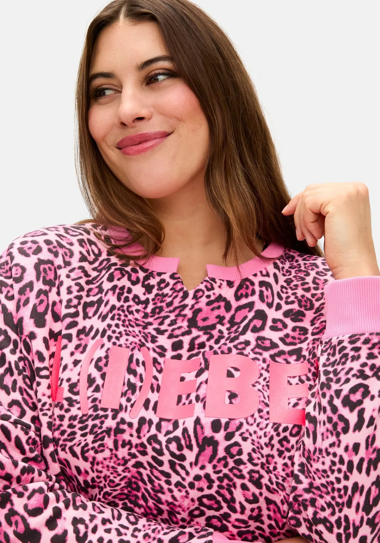 Sweatshirt im Leoprint, mit Frontdruck<sheego loves miss goodlife New