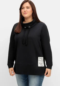 Sweatshirt mit Stehkragen und Applikation seitlich<sheego Hot