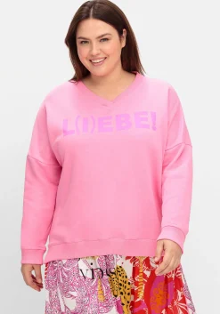 Sweatshirt mit Wordingprint und V-Ausschnitt<sheego loves miss goodlife Outlet