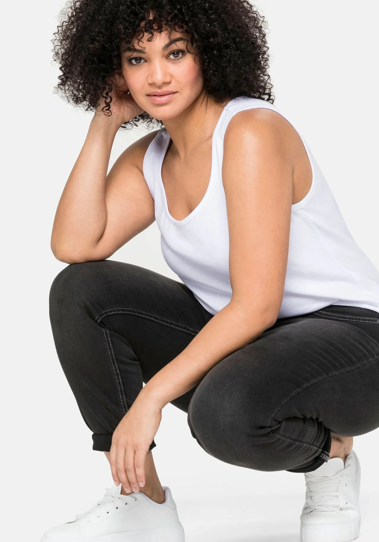 Tanktop aus Baumwolle, mit Rundhalsausschnitt<sheego Online