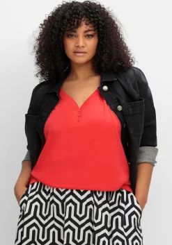 Tanktop mit V-Ausschnitt und Zierknopfleiste<sheego Sale