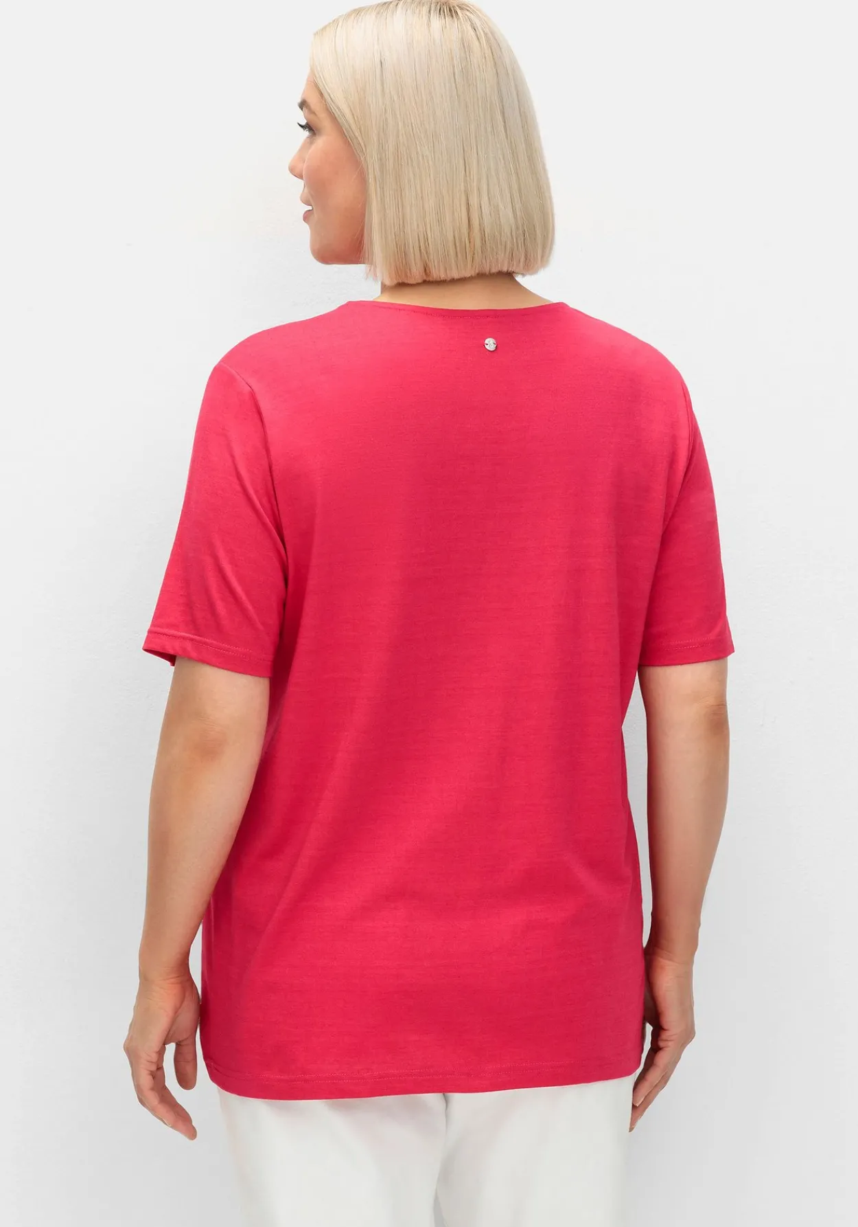 T-Shirt mit doppellagigem Vorderteil<sheego Clearance
