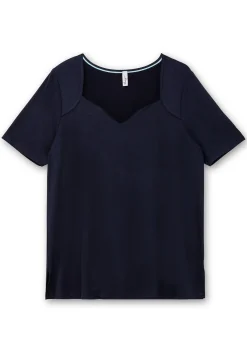 T-Shirt mit herzförmigem Ausschnitt<sheego Fashion