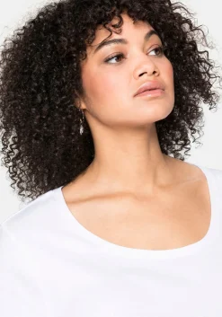 T-Shirt mit tiefem Ausschnitt und längerem Ärmel<sheego Outlet