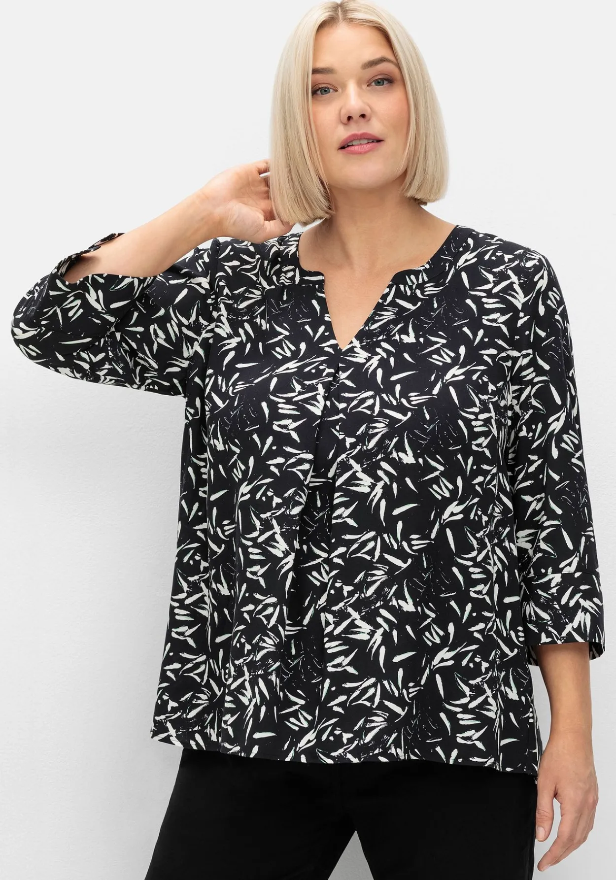 Tunika mit 3/4-Arm und Alloverprint<sheego Online