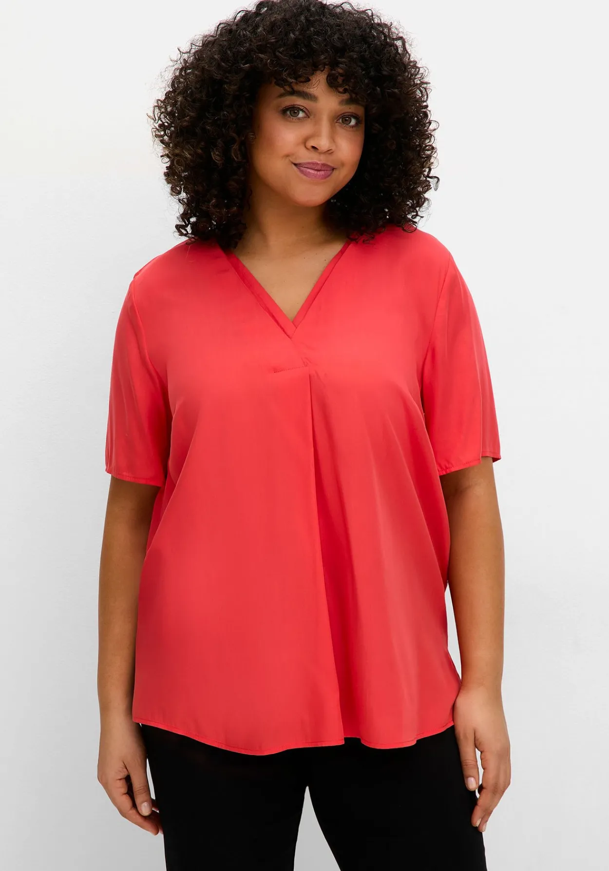 Tunika mit floralem Alloverdruck<sheego Hot