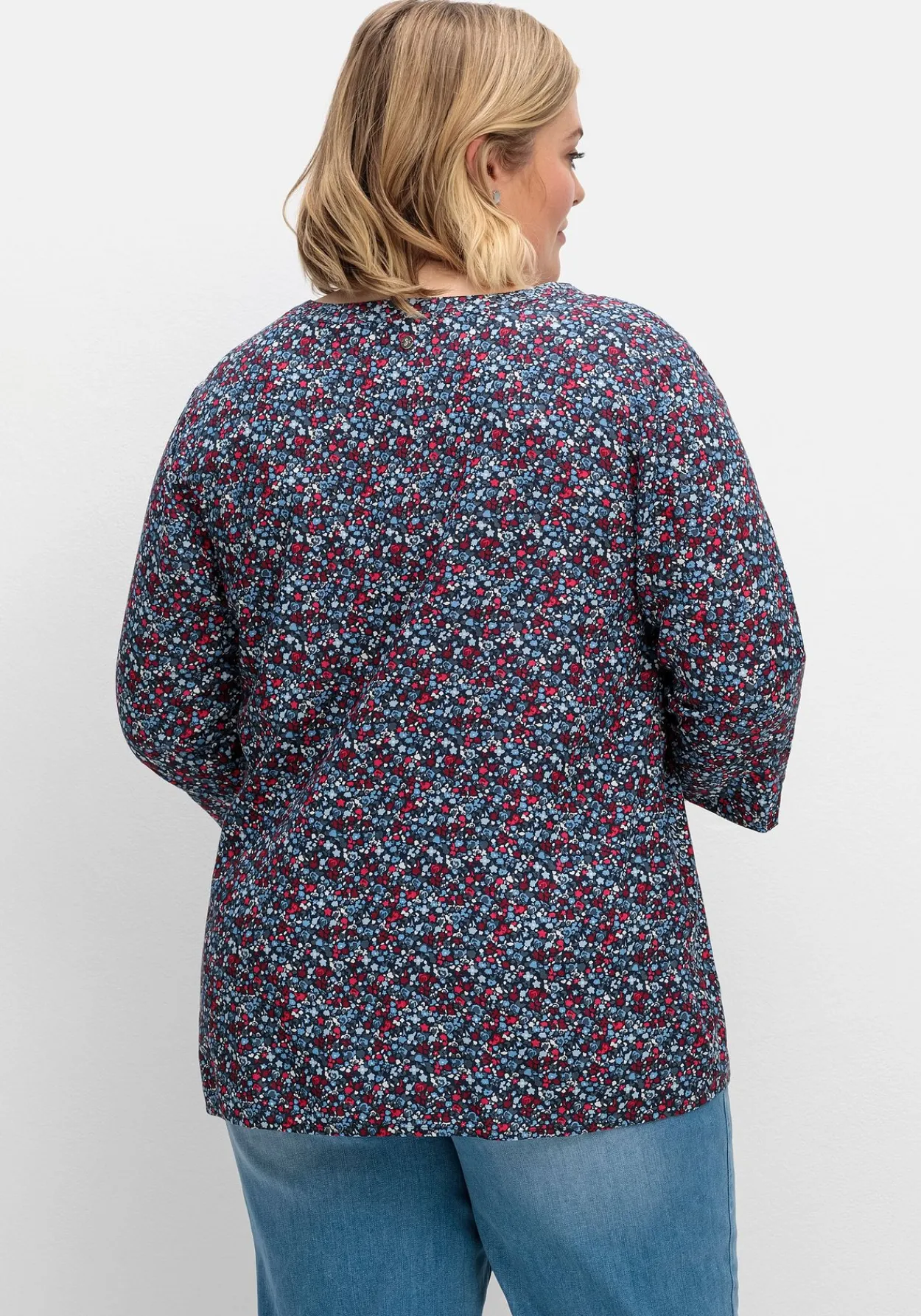 Tunika mit Minimal-Alloverprint<sheego Sale