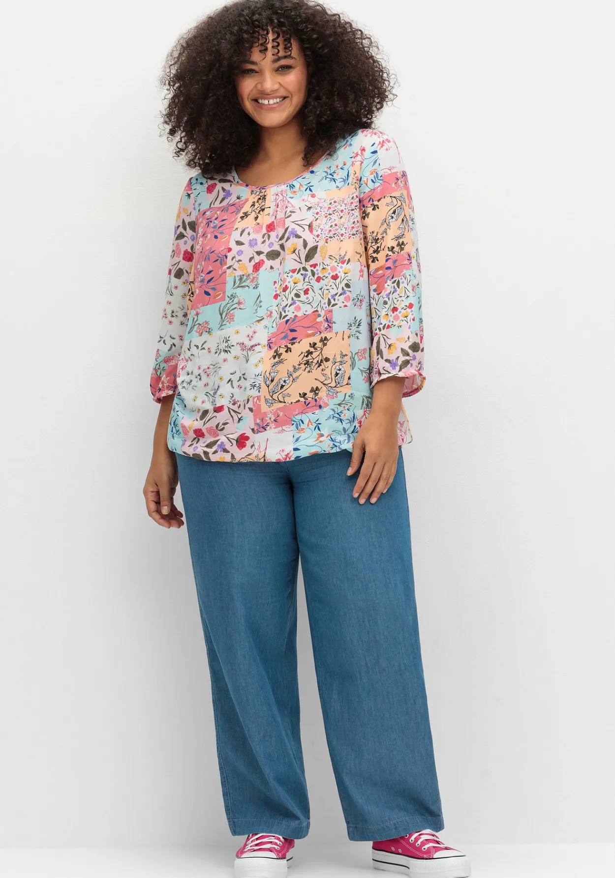 Tunika mit Patchwork-Print und Stretchsaum<sheego Outlet