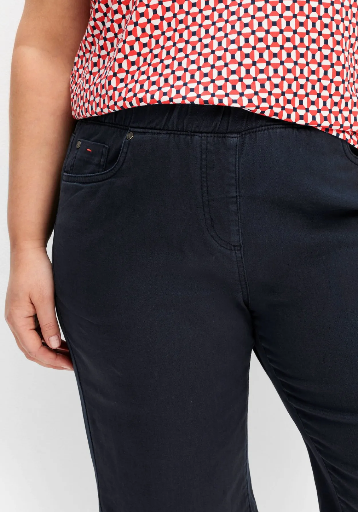 Twill-Bermudas in 5-Pocket-Form, mit Gummizugbund<sheego Best
