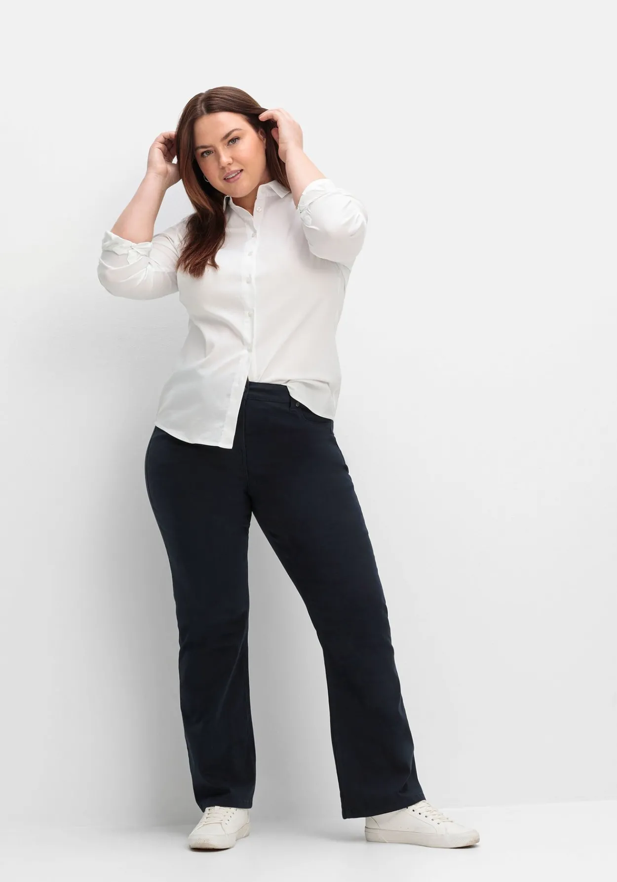 Twillhose in Bootcutform mit Shaping-Einsatz<sheego Fashion