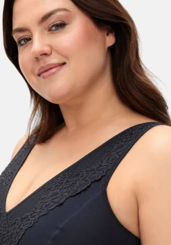 Verschlussloser BH ohne Bügel, mit Spitze<sheego Hot